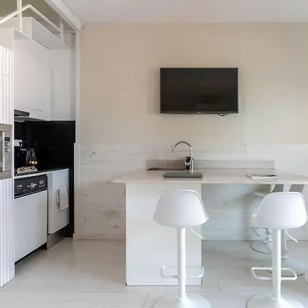 Apartment Penthouse With Private Terrace In The Center *