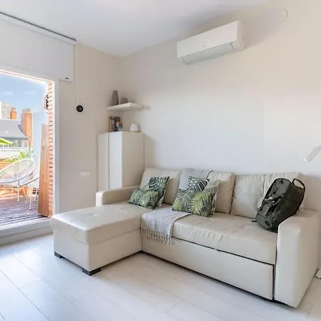 Penthouse With Private Terrace In The Center Barcelona