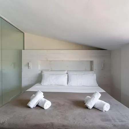 Lejlighed Penthouse With Private Terrace In The Center Barcelona