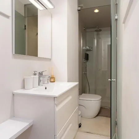 アパート Penthouse With Private Terrace In The Center